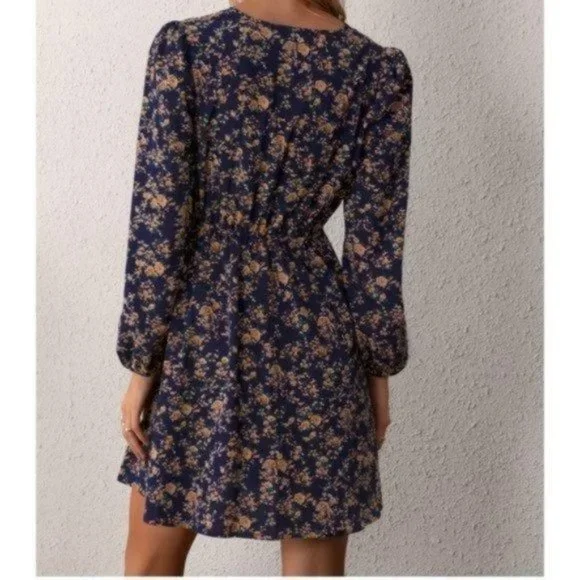 61) NWT Blue Ditsy Floral Print Long Sleeve Mini Dress Size Small Medium - Picture 3 of 3